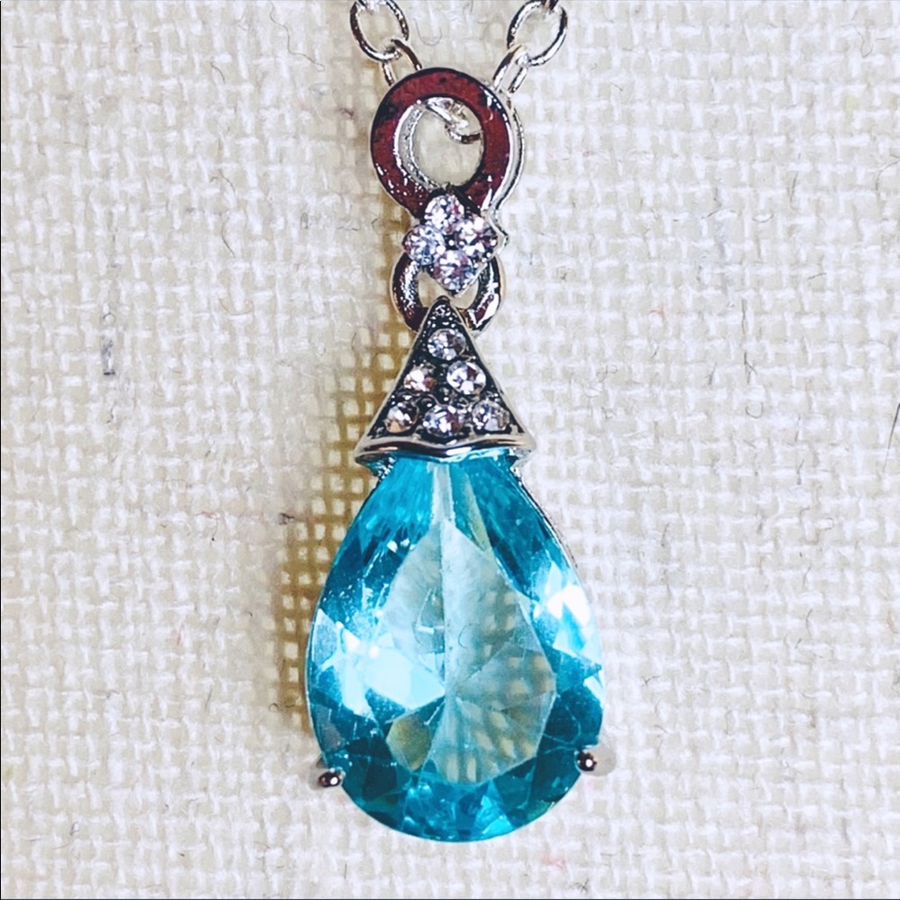 Boutique | Aquamarine Pendant Sterling Chain